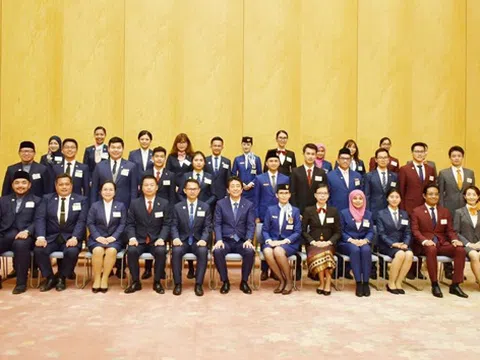 Đoàn đại biểu thanh niên Việt Nam 2018 gặp gỡ Thủ tướng Shinzo Abe